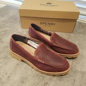 Women's Authentic Original Leather Lug Loafer